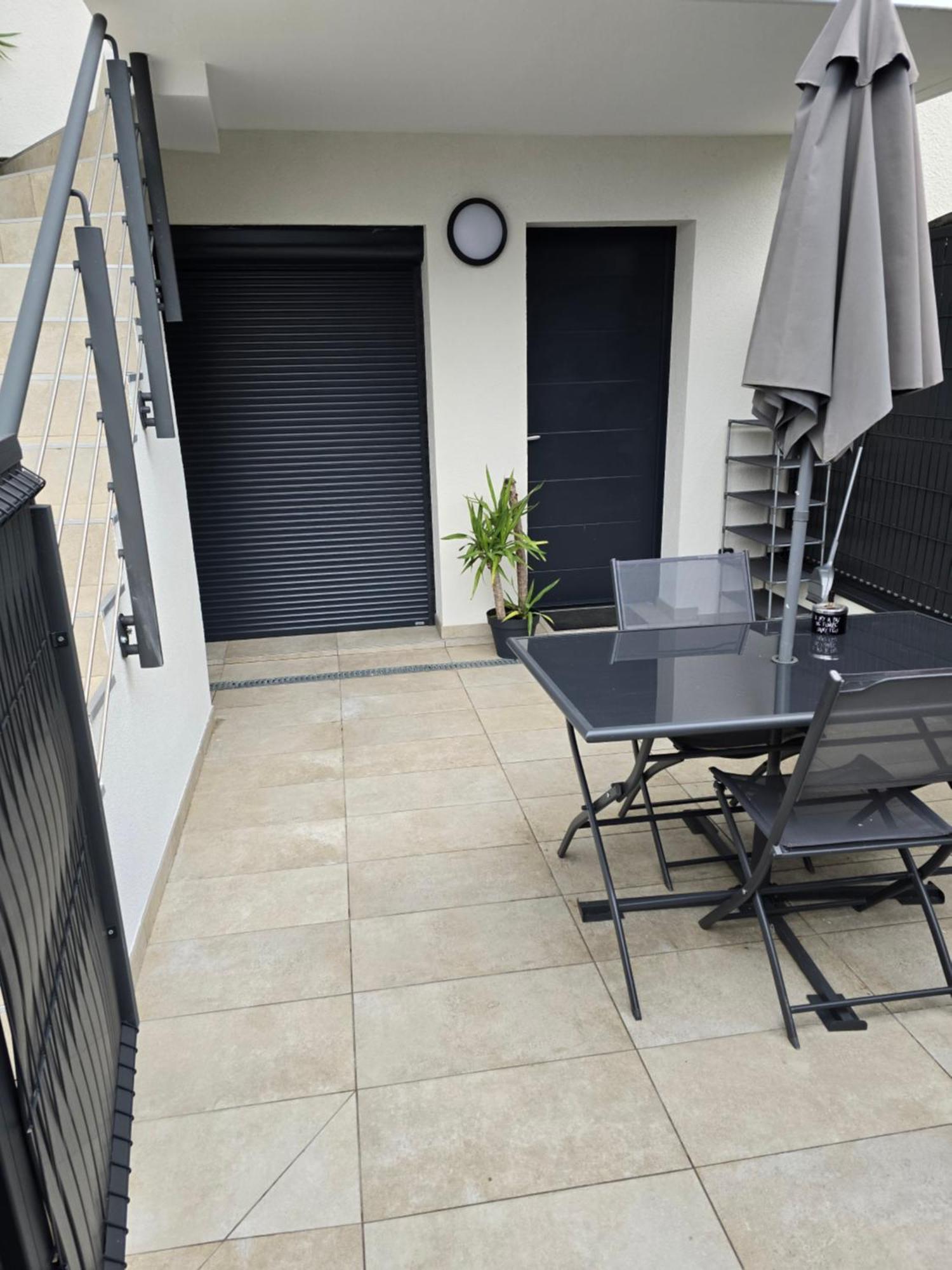 2022 Terrasse Parking 5 Min D'annecy